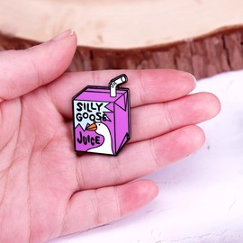 ''Silly Goose Juice'' Words Purple Drink Box Brooch Enamel Pin for Girls Boys Teen Funny Creative Cute Novelty Lapel Pins Cartoon Animal Duck Backpacks Hat Jackets Brooches Badge Jewelry DIY Decorate Accessories Gifts