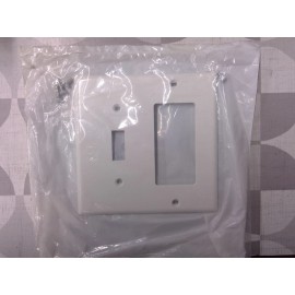 Leviton 80707-W 2 Gang Decora - Toggle Combination Wallplate **Free Shipping**