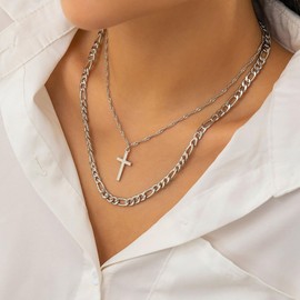 TseenYi Layered Cross Necklace Silver Cross Pendant Necklace Chunky Figaro Chain Layered Necklace Cuban Chain Choker Necklace Bohemian Crucifix Charm Necklace