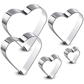 Plouluyt 5 Piece Heart Shape Cookie Cutter Set Valentine Cookie Cutter Stainless Steel Heart Cutter Valentine's Day Gift