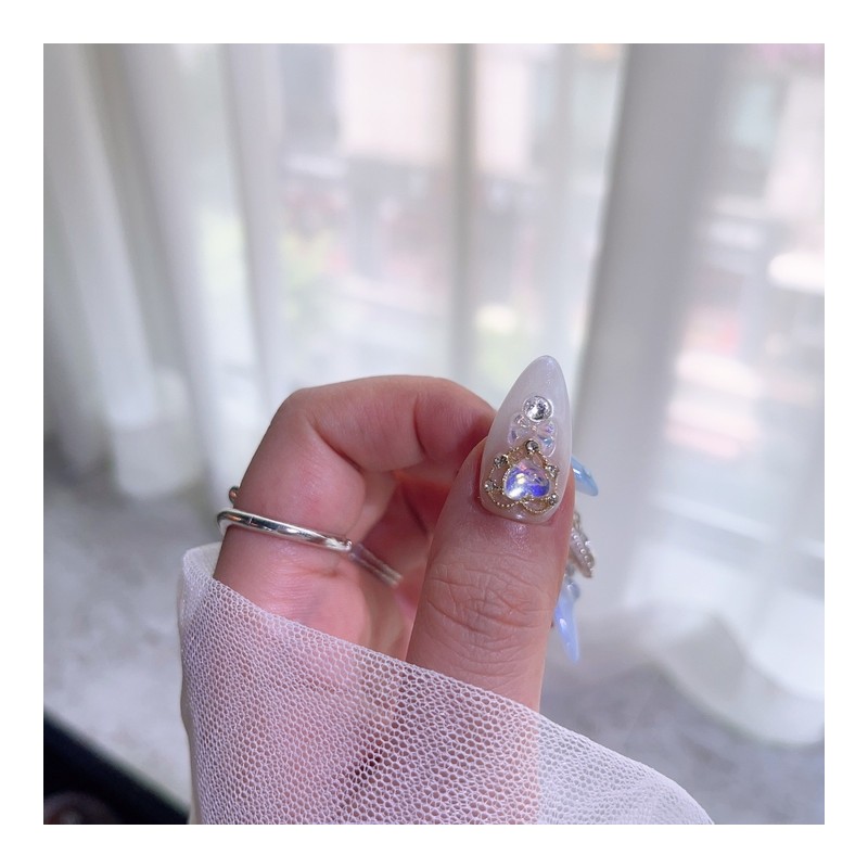 Blue Moon-Handmade Nail Tips - Almond / 블루문-수제네일팁 - 아몬드