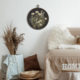 XNXLDYLH Vintage Floral Botanical Round Framed Wall Art Decor, Retro Cottagecore Antique Wildflower Bedroom Hanging Wall Decor Decorations, Nature Flower Canvas Prints Wall Art Paintings, 10x10 Inch