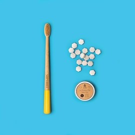 SuperBee Wax Wraps SuperBee Dentos Toothpaste Tablets, 14 Toothpaste Tabs, Fluoride Free & Eco Friendly, Travel Mouthwash Tablets, Sensitive Toothpaste Bites Kids Adults, Chewable Toothpaste Tablet, Spearmint