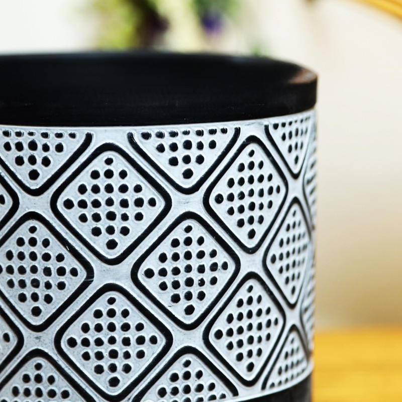 Fyne-Finds Cement Black N White Pot Doted Patterned Diamond Planter
