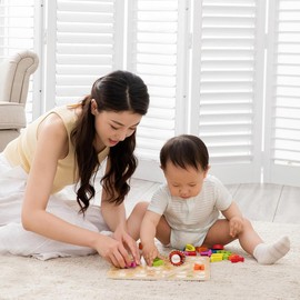 TOYANDONA 1 Set Baseball-Kuchenaufsätze: Baseball-Kuchendekorationen, Miniatur-Sportball-Handschuh-Schläger-Kits, ideal für Miniatur-Puppenhaus-Partygeschenke für Kinder, Jungen, Mädchen (Orange