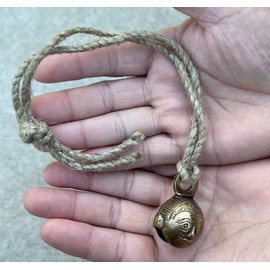 Bear Bell for Hiking, Brass Sleigh Bells, Dog Pet Training, Trail Bell, Brass Keychains (Head)