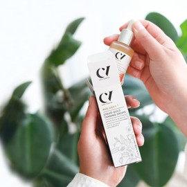 Age Defy+ Liquid Gold Tanning Drops 30ml | Natural & Organic Anti-Ageing Fake Tan by Cha Vøhtz | Self Tan Drops for Face and Body | Customise Your Tan Depth | Paraben Free | Cruelty Free & Vegan