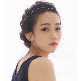 1Pc Womens Hair Bun Invisible False Hair Clip Bump It Up Volume Base Fluffy Princess Hair Pad Insert Tool Accessories (Dark Brown)