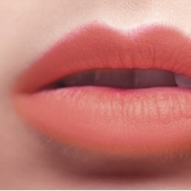 Natinda Art in Black Matte Lipstick Bright Orange Coral 05 Luxury Coral / 나틴다 아트인블랙 매트 립스틱 화사한 오렌지빛 코랄 05 럭셔리 코랄