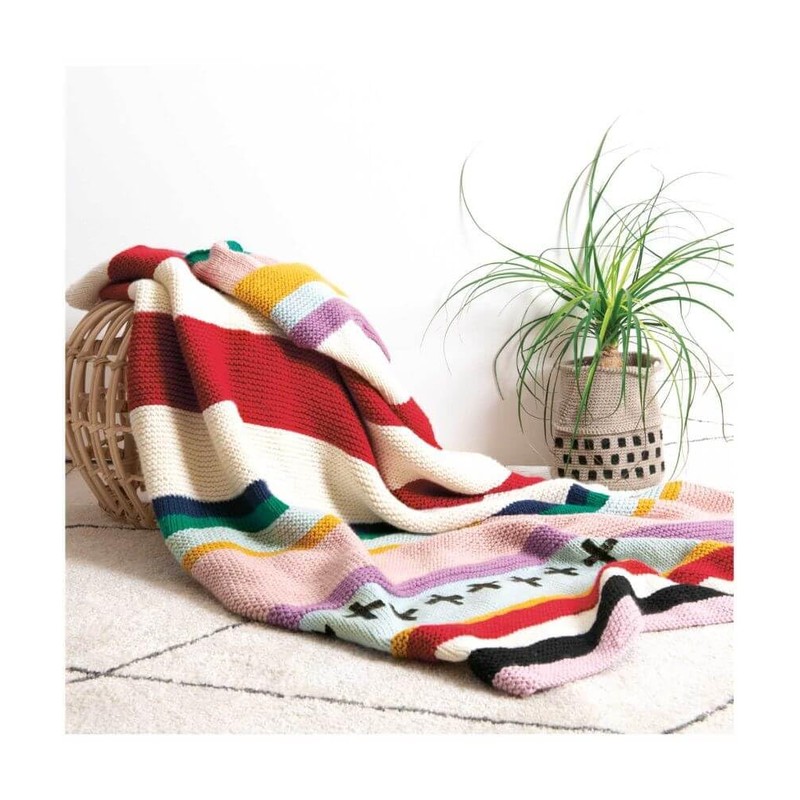 Essentials Mega Wool Chunky Red, 100 g