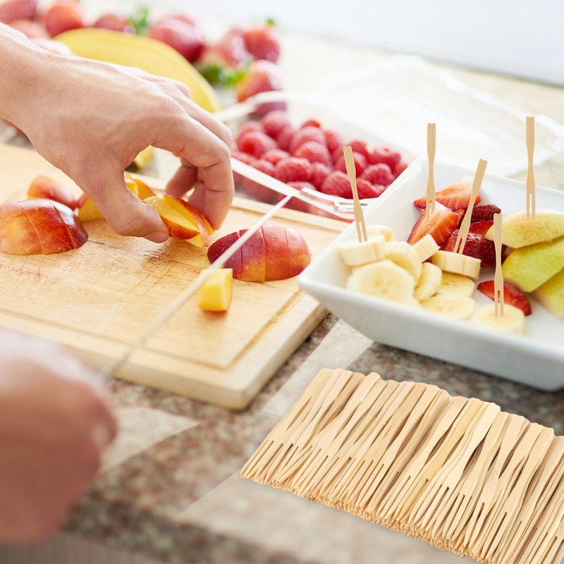 Yeenano Pack of 200 Bamboo Fruit Forks for Party, Finger