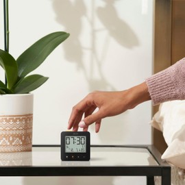 ZEON Digital Travel Alarm Clock with Positive LCD Display, Snooze and Backlight Function and Temperature & Date Display in Black, CE4557