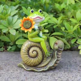 Wetufin Funny Statues Resin Frog Snail Sculpture Decorations Novelty Gift for Desk Indoor Outdoor Yard Patio Lawn Figurines Landscape Decor