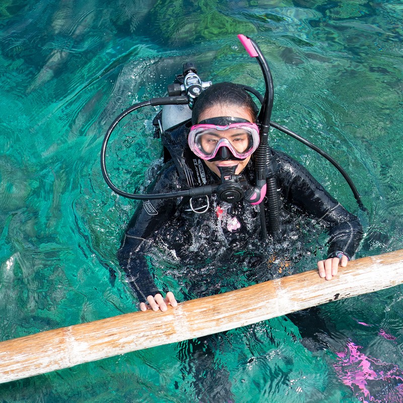 Tusa Tri-Quest Mask - Translucent