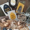 Logbuch-Verlag 4 Frohe Ostern Geschenkanhänger aus Holz - Osteranhänger mit