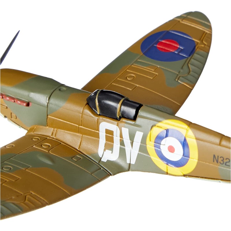 Corgi CS90650 Diecast Model Flying Aces Supermarine Spitfire ,Green &