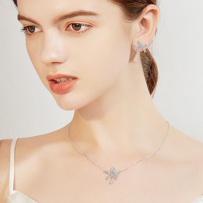 EleQueen Silver Plated Sparkle Cubic Zirconia knot Teardrop Pendant Necklace