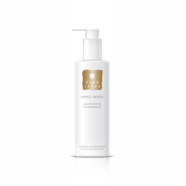 Pure Lakes Lavender & Chamomile Hand Wash - Pump | Organic Hand Wash with Lavender & Chamomile Essential Oils | Vegan Hand Wash Made with Organic Ingredients | 250ml