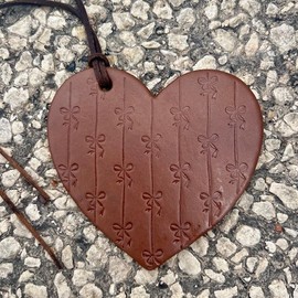 Air Flair | Leather Car Air Freshener | Heart Bows (Leather Scent)