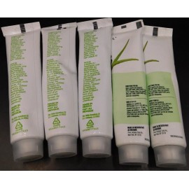 Clairol 5 Pk Clairol Natural Instincts 3 Brilliant Shine Conditioner 1.85Fl Oz Ea New