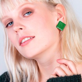 ALEXASCHA® Square Statement Earrings • Extra Large Stud Earrings with Square Glass Stones • Geometric Glass Jewellery avantgard • 20 mm x 20 mm x 3 mm, Glass