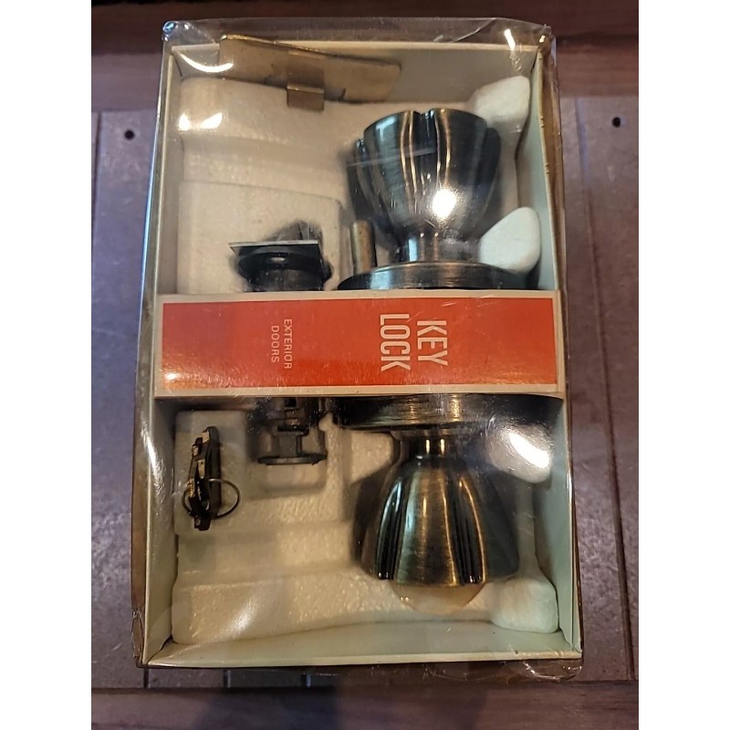 Weslock Eleganti Keylock entry door knob 840 Antique Brass Design---