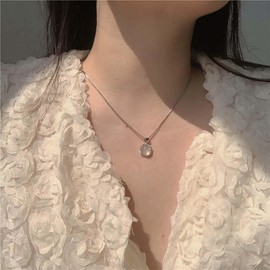 Xduargs Boho Opal Moonstone Necklace Choker Vintage Opalite Moonstone Necklace Silver Moonstone Choker Necklace Round Moonstone Birthstone Necklace Jewelry for Women