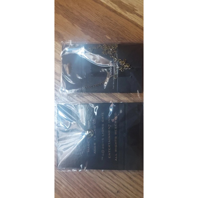 The Hunger Games: Mockingjay Part 2 Metal Pin & Necklace