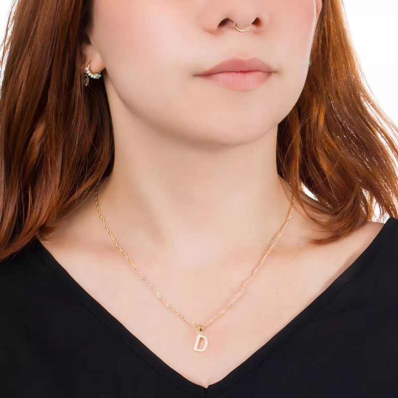 Ametrinaa Dije Inicial / Letra D Mini Con Zirconia Chapa