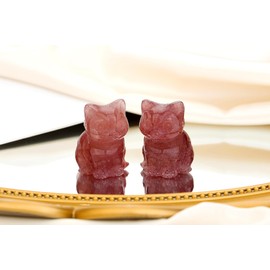 QINJIEJIE Strawberry Quartz Crystal Cat Figurines - Carved Stone Healing Crystal Gifts - Gemstone Cat Statue for Home & Office Decoration