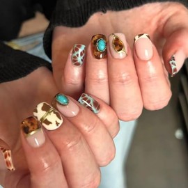Uñas postizas cuadradas cortas - Uñas postizas con estampado de vaca occidental y carey con diseños de diamantes de imitación turquesa, uñas postizas 