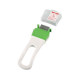 Shimomura Kougyou Made in Japan Full Veggie Smile White Hair Scallion Cutter FVS-616 (Tsubamesanjo, Niigata), Color: White, Green, Size: 6.8 x 3.1 x 1 inches (172 x 78 x 25 mm)
