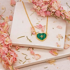 Tuscany Silver Women's Sterling Silver Yellow Gold Plated 14.9mm x 13mm Heart Malachite With Cross Detail Adjustable Necklace 41cm/16"-46cm/18"