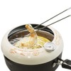 One hand with Kai thermometer deep fryer 20cm DZ-5848