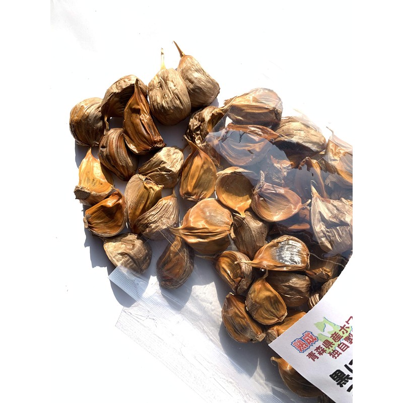 Aged Black Garlic, Black Garlic, Uses 6 White Garlic from