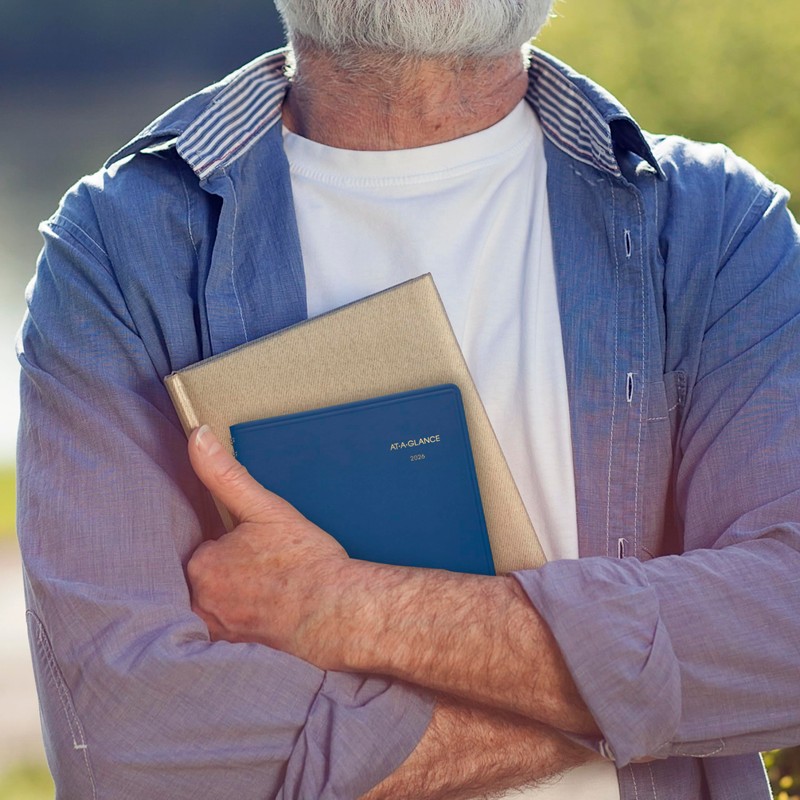 AT-A-GLANCE 2026 Appointment Book Planner, Weekly, 5" x 8", Small,