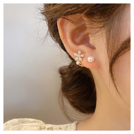 Crymystal Flower Pearl Jacket Earrings for Women Vintage Pearl Earrings Crystal Flower Earrings Gold Pearl Stud Earrings Pearl Front Back Earrings Jewelry for Girls Gifts (Gold)