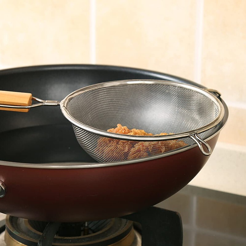 Household Sieve with Wooden Handle, Traditional, Diameter 16 cm