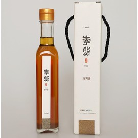 Lee Woong Food Korean Traditional 100% Sesame Oil 250ml / 8.45oz 100% Korean Roasted Sesame Seed Oil