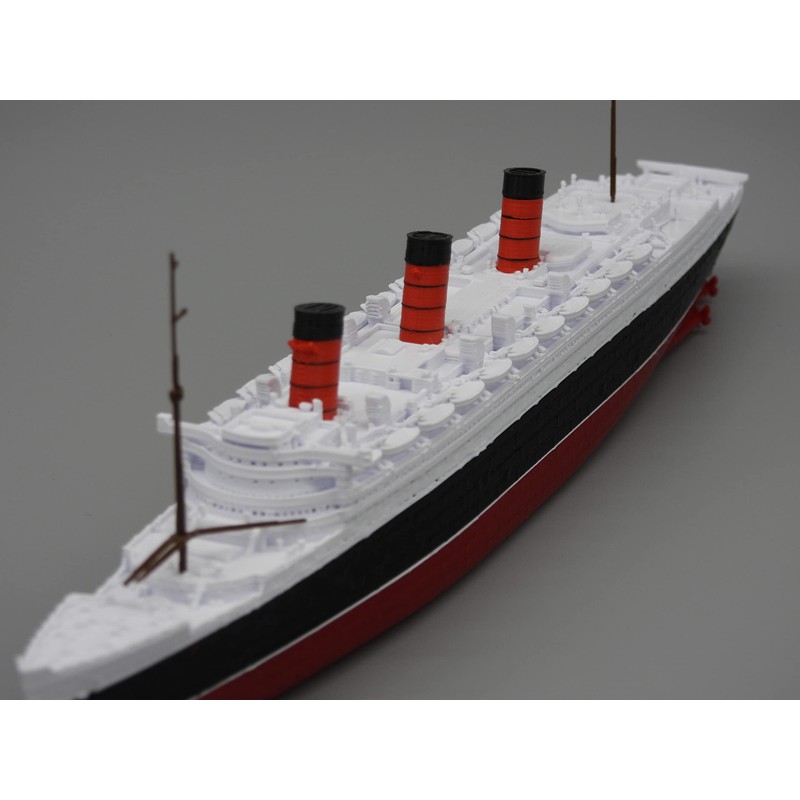 RMS Queen Mary Model 1 Foot in Length (Model with