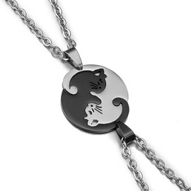 CERSLIMO Couple Matching Necklace for Boyfriend Girlfriend Best Friend, 2 PCS Couple Necklaces | Cat Puzzle Pendant Necklaces Birthday Christmas Day Gifts, Round Shaped Silver & Black