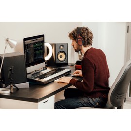 Pronomic KH-6093 KU Studio Headphones - Excellent Sound Isolation Outward Transmission Range: 10-30,000 Hz - Faux Leather Ear Pads and Headband - Copper/Brown