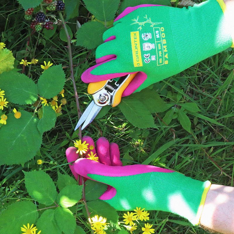 GRÜNTEK Bamboo Gardening Gloves - Breathable, Flexible Protective Gloves for
