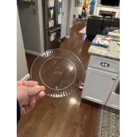 Chinet Cut Crystal 7" Plastic Plates, 30ct