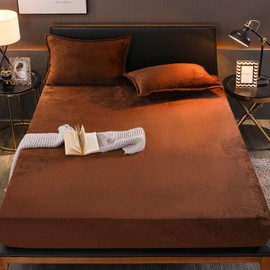 ZIQINPSQ Luxurious Velvet Fitted Sheets，All-Season Milk Plush Bedding，15" Deep Pockets Mattress Protector Cover for a Cozy and Elegant Sleep Experience (Not Include Pillowcases) (Coffee, Queen)