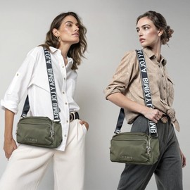 Bolso Crossbody Mujer,Bolsa Impermeable para Mujer,Bolso Bandolera para Mujer,Ligera y Gran Capacidad,Adecuado para Viajar,Trabajar,Salir,Ir de Compras,Uso Diario (Rojo/Plata)