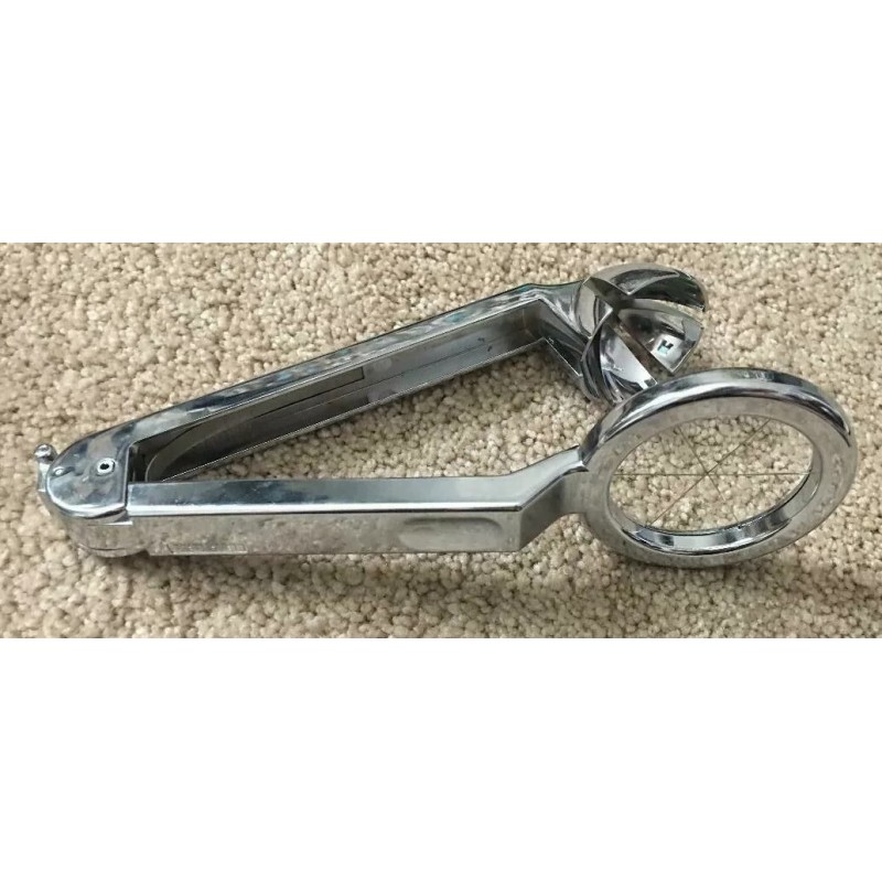 Leifheit Hand Held Egg / Cherry Tomato Slicer with Lock