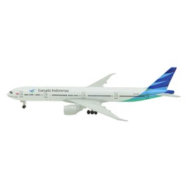 TANG DYNASTY 1/400 Standard Version Indonesia Airlines Garuda Indonesia Airlines Boeing B777-300ER Alloy Airplane Plane Model Toy