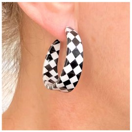 Aneneiceera Vintage Black White Checkered Hoop Earrings Acrylic Black White Striped Checkered Earrings Acrylic Stripes Huggie Hoop Earrings Grid Checkered Hoop Dangle Earrings Jewelry for Women