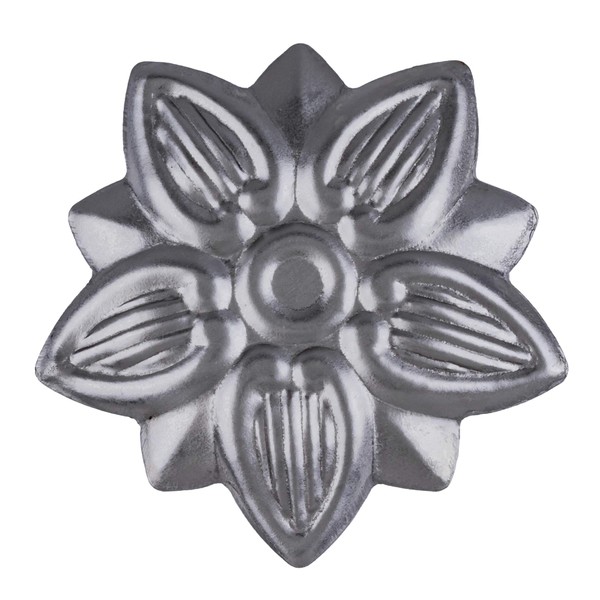 UNIQANTIQ HARDWARE SUPPLY Steel Flower Design Trunk Ornament | Diameter: